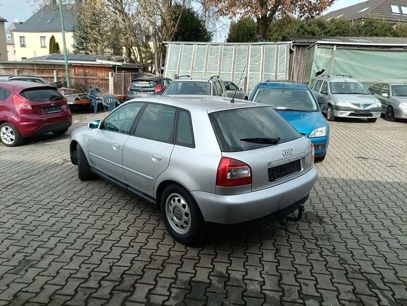 Gebraucht Audi A3 Sport 102 PS (75 kW) 2001 Silber Kleinwagen