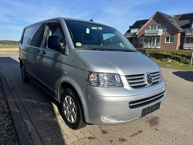 Gebraucht VW Transporter 131 PS (96 kW) 2005 Silber Van