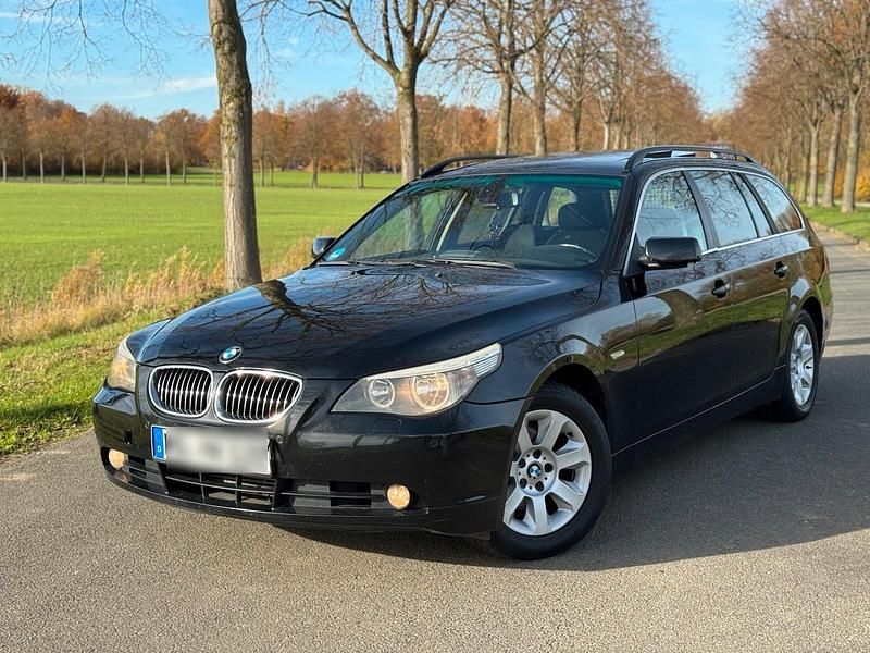 Schwarz Gebraucht 2006 BMW 525 Kombi | 3.500 € (Guter Preis) - Bild 1/4