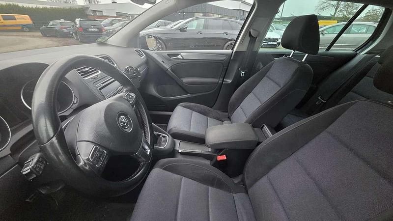 Gebraucht VW Golf VII Style 122 PS (89 kW) 2012 Bluegraphit perleffekt Kleinwagen