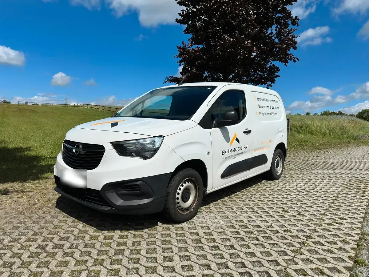 Gebraucht Opel Combo 75 PS (55 kW) 2018 Weiß Van / Kleinbus