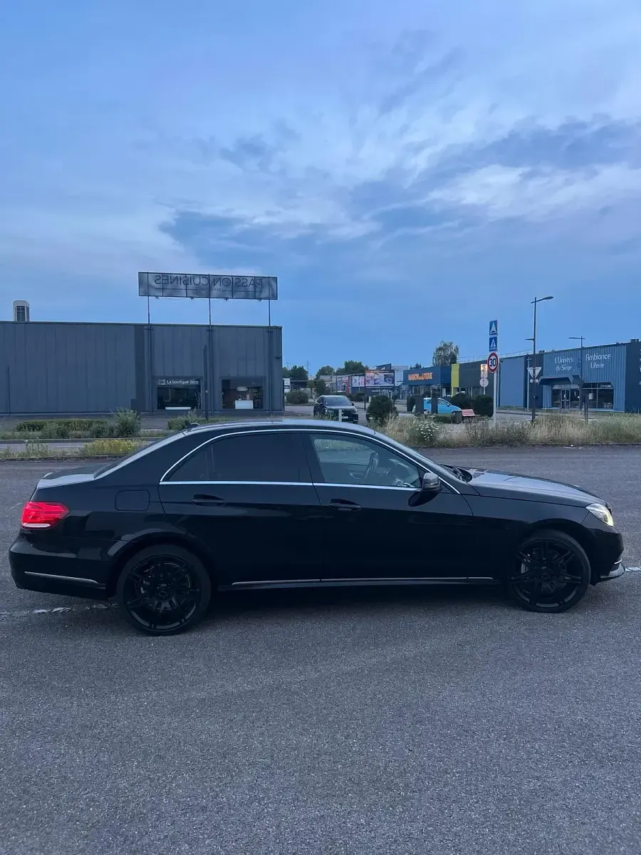 Gebraucht Mercedes E250 Avantgarde 211 PS (155 kW) 2013 Schwarz Limousine