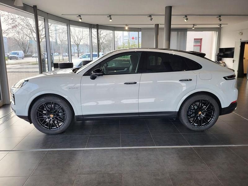 Gebraucht Porsche Cayenne 470 PS (345 kW) 2024 Weiß SUV
