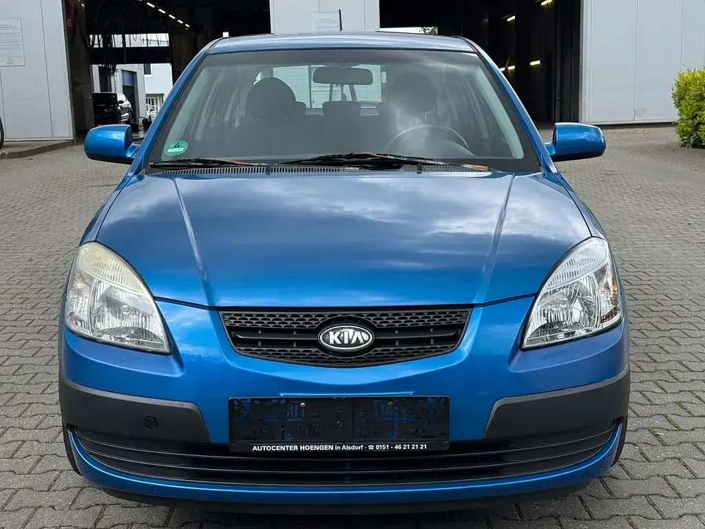 Używany Kia Rio Basis 97 KM (71 kW) 2005 Niebieski Sedan/Limuzyna