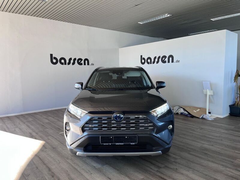 Marlingrau metallic Gebraucht 2020 Toyota RAV4 Hybrid Plus SUV | 26.950 € (Fairer Preis) - Bild 1/4
