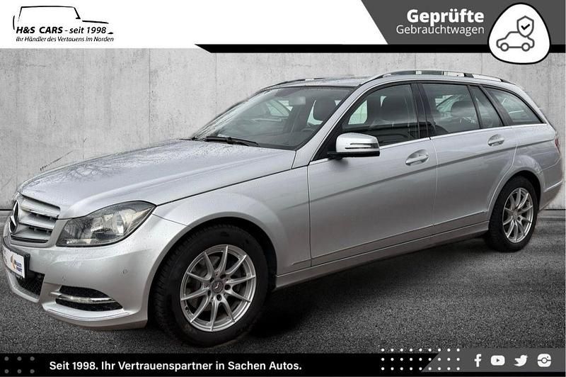 Gebraucht Mercedes C180 156 PS (114 kW) 2012 Silber Kombi