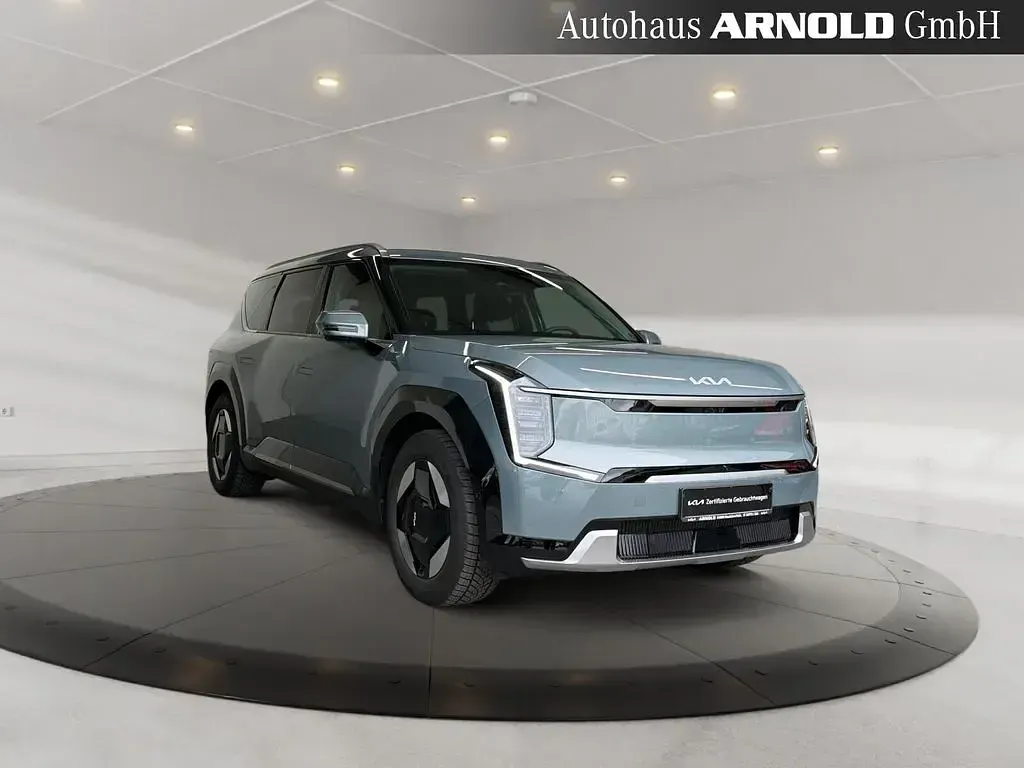 Gebraucht Kia EV9 283 kW (385 PS) 2025 Iceberg green SUV