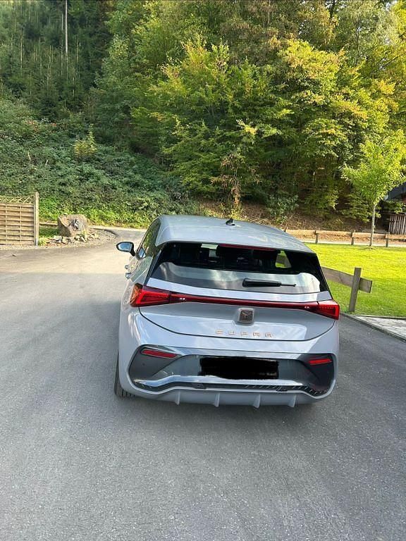 Gebraucht Cupra Born 150 kW (204 PS) 2023 Grau Kleinwagen
