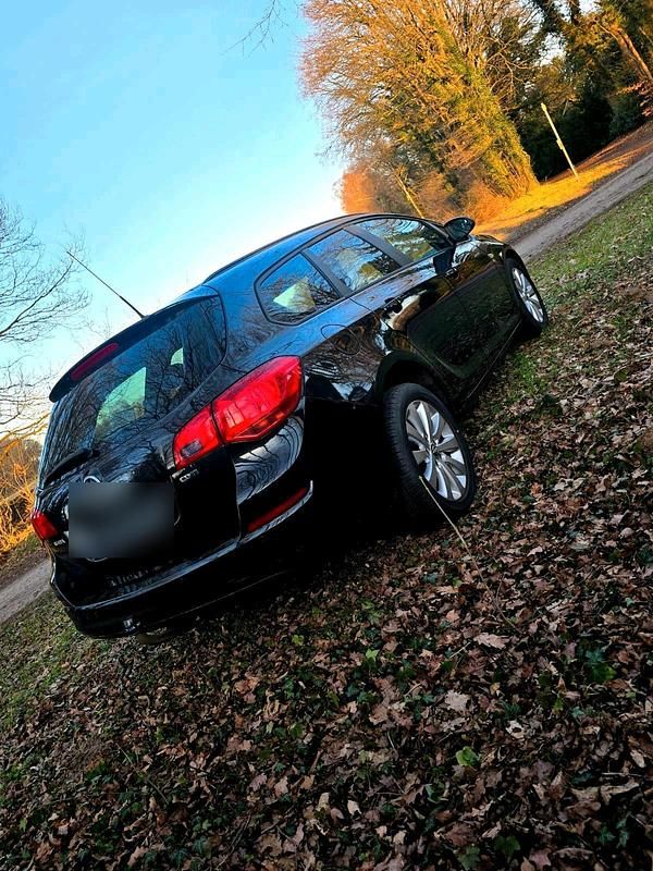 Gebraucht Opel Astra 125 PS (91 kW) 2012 Schwarz Kombi