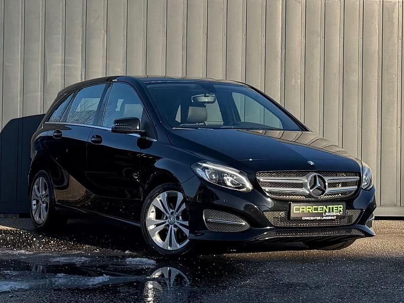 Gebraucht Mercedes 200 136 PS (100 kW) 2016 Schwarz Kombi