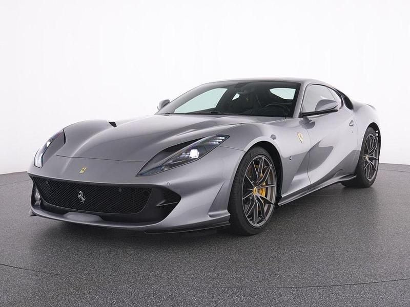 Grau Gebraucht 2018 Ferrari 812 | 307.885 € (Fairer Preis) - Bild 1/3