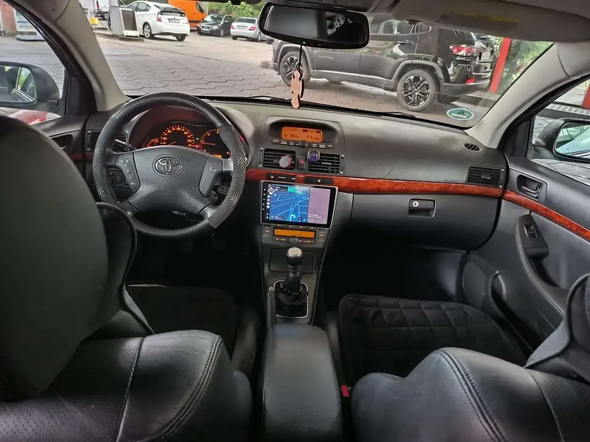 Gebraucht Toyota Avensis Executive 150 PS (110 kW) 2005 Kombi