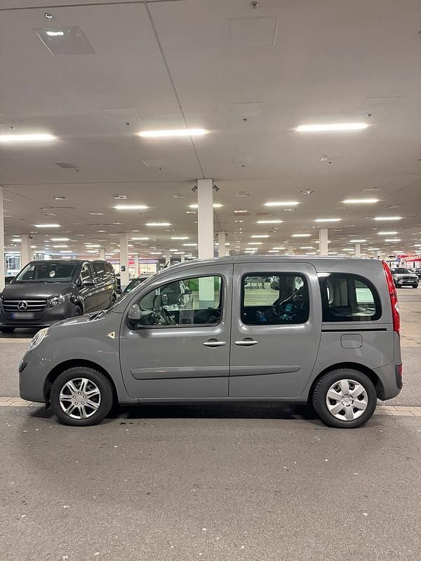 Gebraucht Renault Kangoo 90 PS (66 kW) 2012 Grau Van / Kleinbus