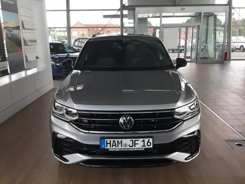 Gebraucht VW Tiguan Allspace Style 150 PS (110 kW) 2024 Silber SUV