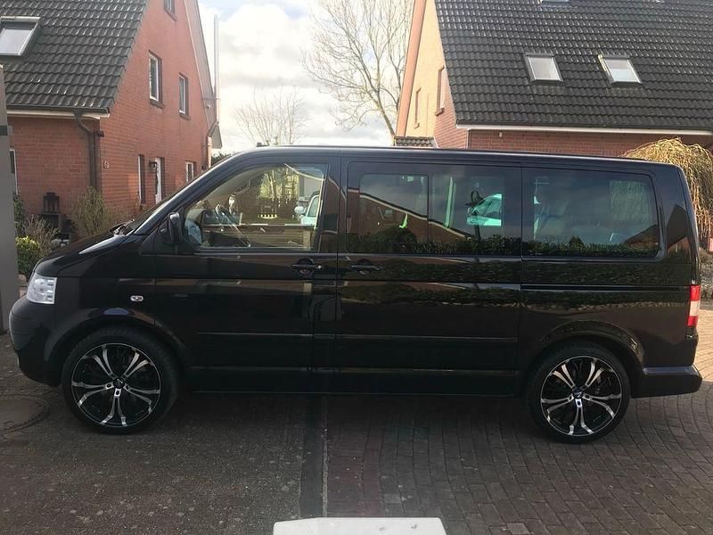Usata VW T5 Highline 174 CV (127 kW) 2008 Nero Furgone