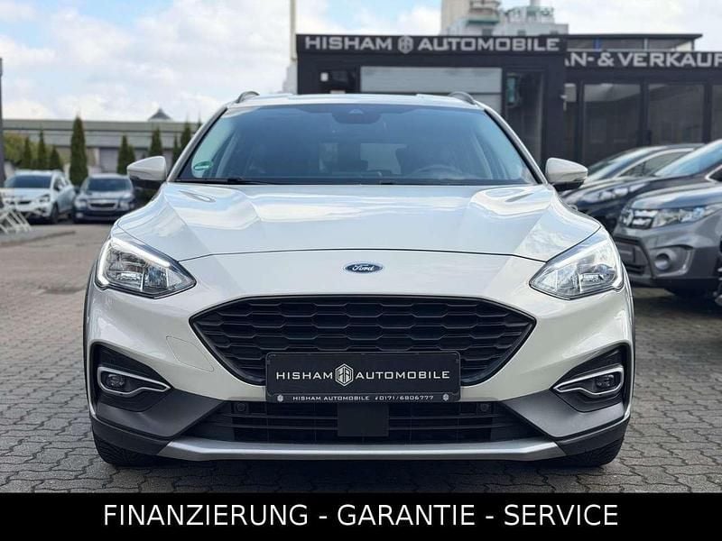 Gebraucht Ford Focus Active 125 PS (91 kW) 2020 Metropolisweiß metallic Kombi