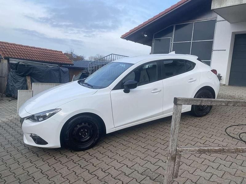 Gebraucht Mazda 3 Prime-Line 101 PS (74 kW) 2016 Weiß Kleinwagen