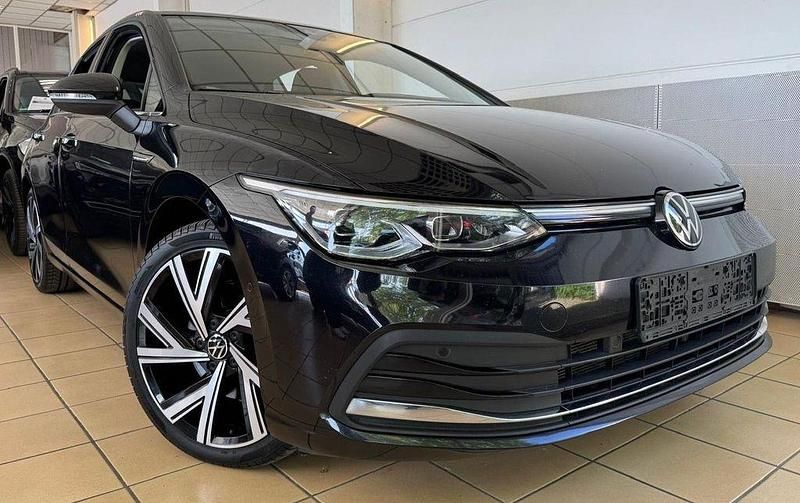 Deep black perleffekt Gebraucht 2022 VW Golf Highline Limousine | 22.990 € (Superpreis) - Bild 1/4