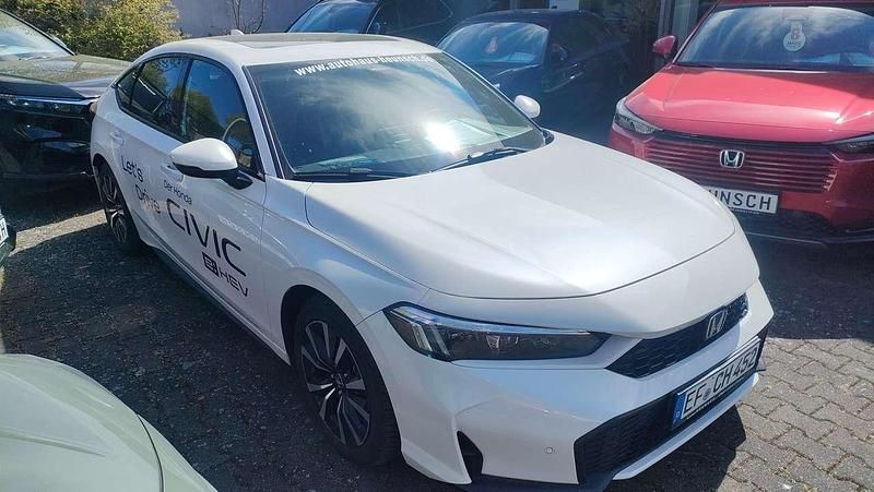 Gebraucht Honda Civic Advance 143 PS (105 kW) 2025 Platinum white pearl Limousine