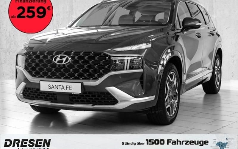 Grau Gebraucht 2021 Hyundai Santa Fe Signature SUV | 35.240 € (Etwas zu teuer) - Bild 1/4