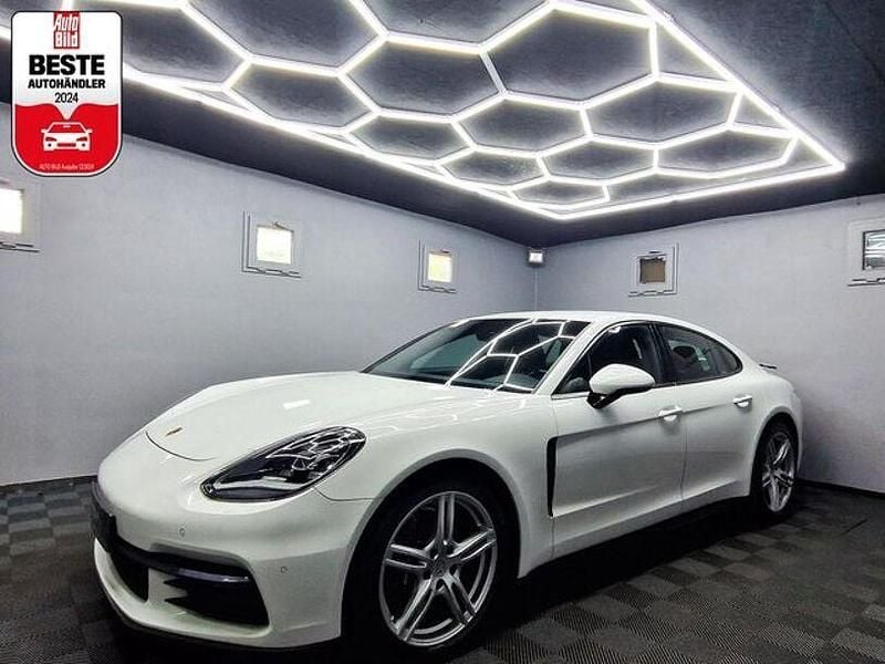 Pure white Gebraucht 2018 Porsche Panamera Limousine | 54.880 € (Superpreis) - Bild 1/4