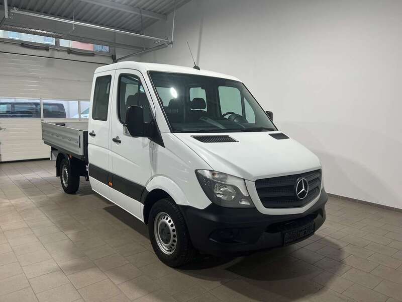 Weiss Gebraucht 2018 Mercedes Sprinter Van | 31.990 € - Bild 1/4