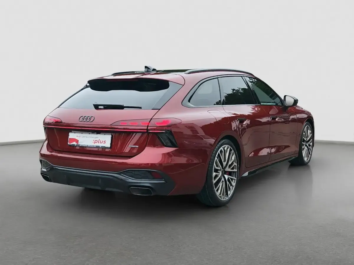 Gebraucht Audi A6 Sport 367 PS (269 kW) 2025 Rot Kombi