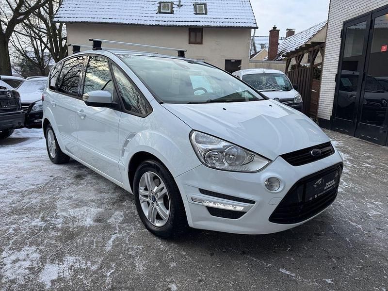 Gebraucht Ford S-MAX S 163 PS (119 kW) 2013 Weiß Van / Kleinbus
