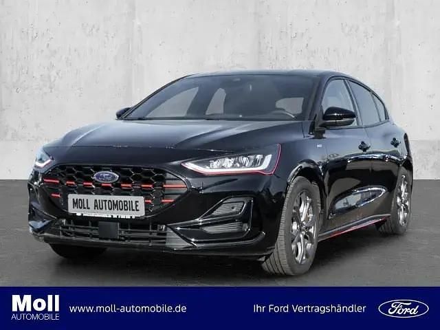 Schwarz Gebraucht 2023 Ford Focus ST-Line Limousine | 21.980 € (Fairer Preis) - Bild 1/4