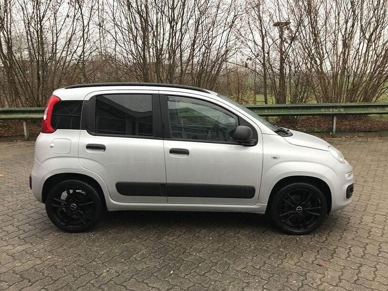 Gebraucht Fiat Panda Easy 69 PS (50 kW) 2019 Silber Kleinwagen