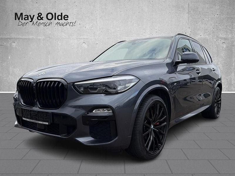 Gebraucht BMW X5 Performance 394 PS (289 kW) 2021 Arktikgrau brillanteffekt SUV