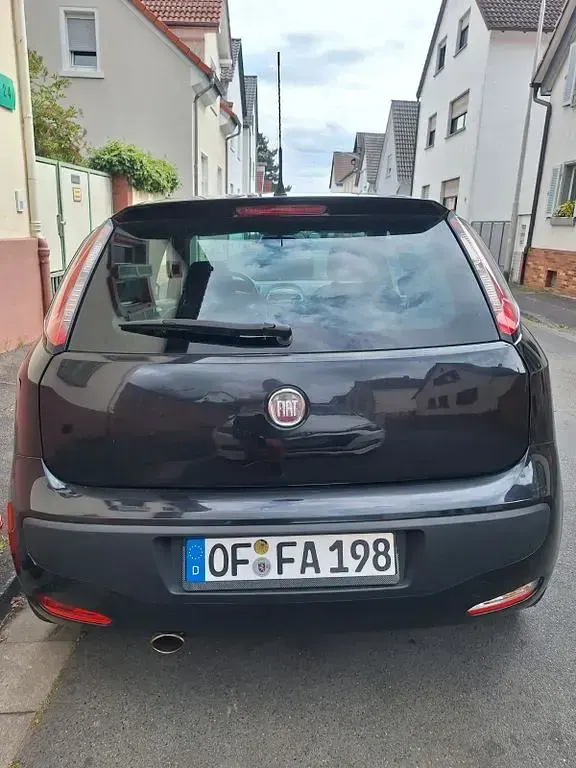 Gebraucht Fiat Grande Punto 135 PS (99 kW) 2011 Schwarz Kleinwagen