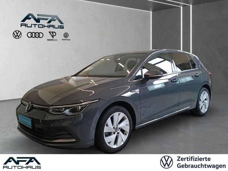 Grau Gebraucht 2022 VW Golf VIII Style Limousine | 22.938 € (Fairer Preis) - Bild 1/4