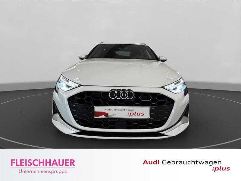 Gebraucht Audi A3 S-Line 150 PS (110 kW) 2023 Weiss Limousine