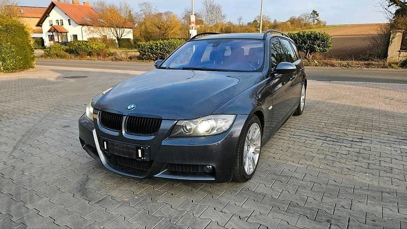 Gebraucht BMW 330 272 PS (200 kW) 2008 Grau Kombi