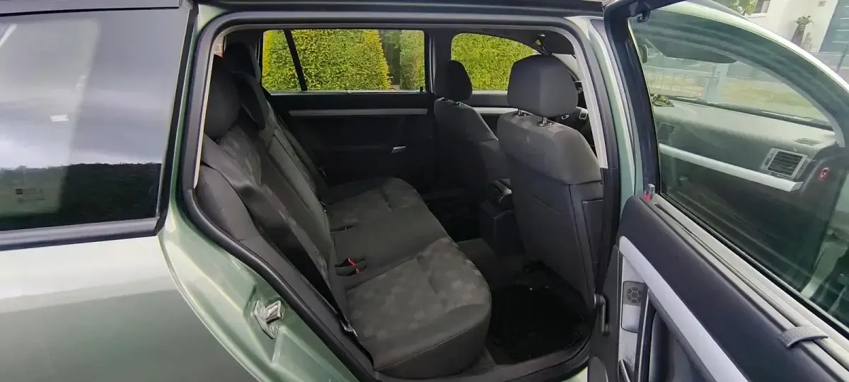 Gebraucht Opel Vectra 147 PS (108 kW) 2005 Grün Kombi