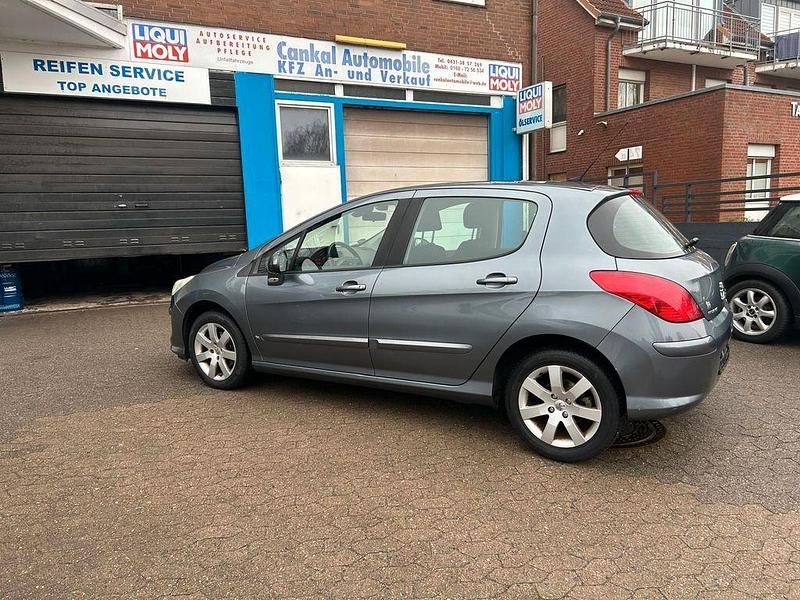 Gebraucht Peugeot 308 120 PS (88 kW) 2007 Grau Limousine