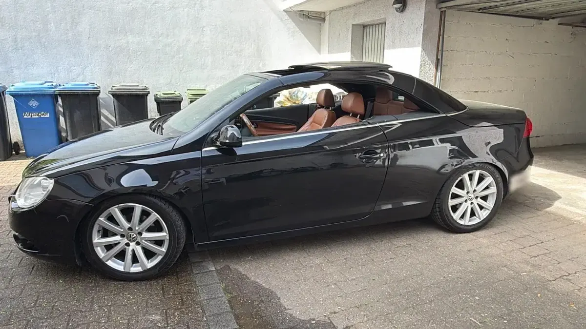 Second-hand VW Eos 150 CP (110 kW) 2007 Negru Cabrio