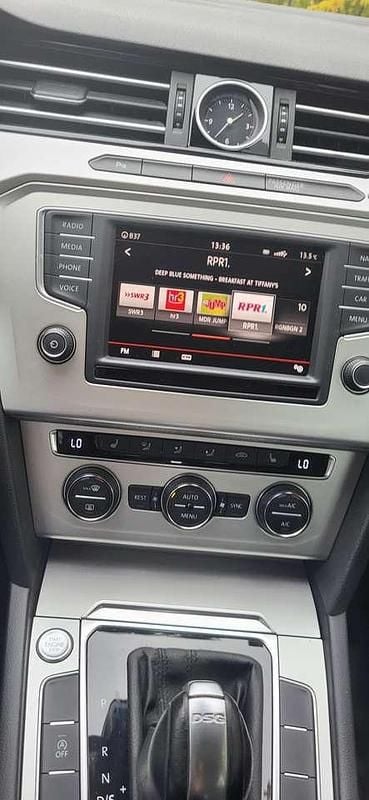 Gebraucht VW Passat 150 PS (110 kW) 2015 Grau Kombi