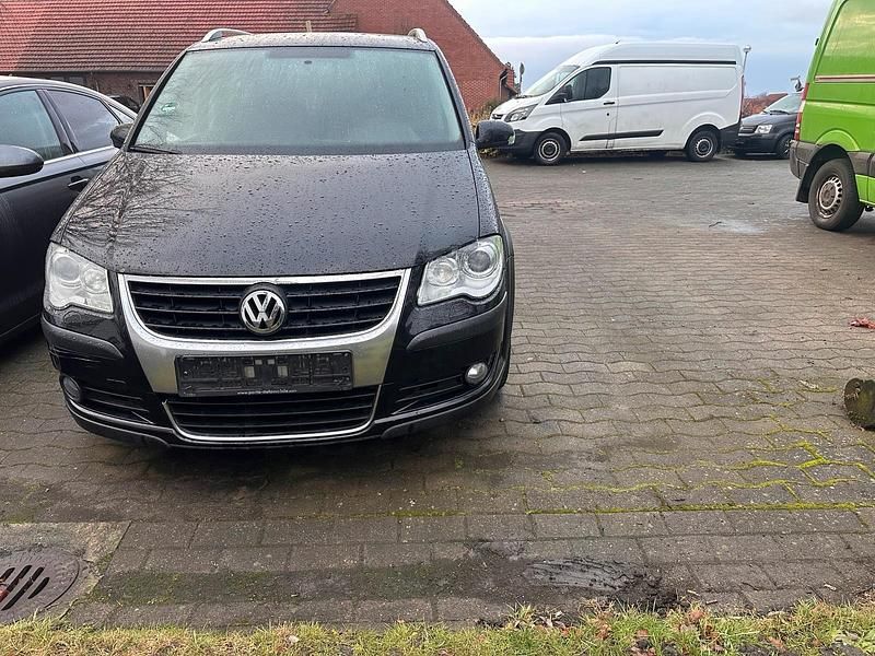 Schwarz Gebraucht 2007 VW Touran Cross Van / Kleinbus | 3.699 € (Superpreis) - Bild 1/4
