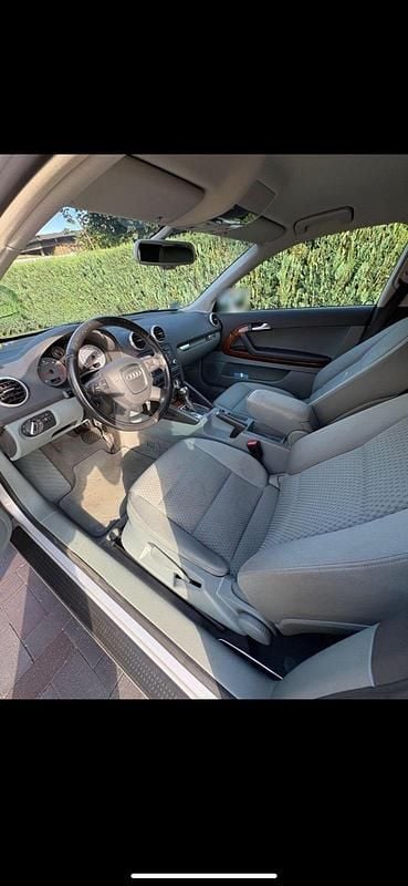 Gebraucht Audi A3 140 PS (102 kW) 2012 Silber Kleinwagen