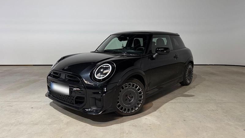 Gebraucht Mini John Cooper Works 204 PS (150 kW) 2024 Schwarz Kleinwagen