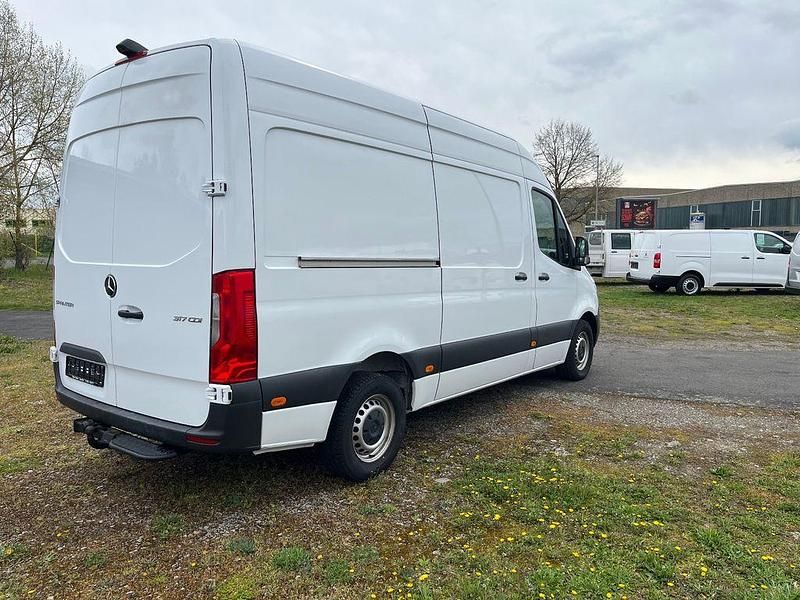 Second-hand Mercedes Sprinter 170 CP (125 kW) 2022 Alb Van