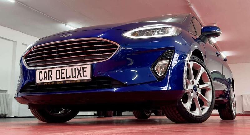 Gebraucht Ford Fiesta Titanium 101 PS (74 kW) 2018 Indicblau metallic Limousine