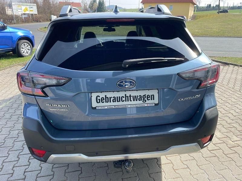 Gebraucht Subaru Outback Platinum 169 PS (124 kW) 2022 Grau Kombi