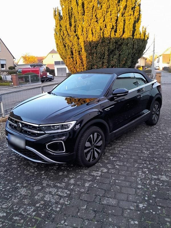 Gebraucht VW T-Roc Cabriolet Move 150 PS (110 kW) 2023 Schwarz Cabrio