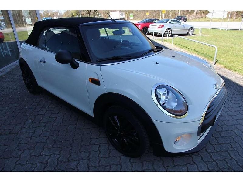 Gebraucht Mini One Cabriolet 102 PS (75 kW) 2018 Pepper white Cabrio