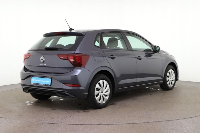 Gebraucht VW Polo Basis 80 PS (58 kW) 2023 Grau Limousine