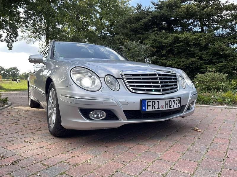 Gebraucht Mercedes E320 Elegance 224 PS (164 kW) 2008 Kombi