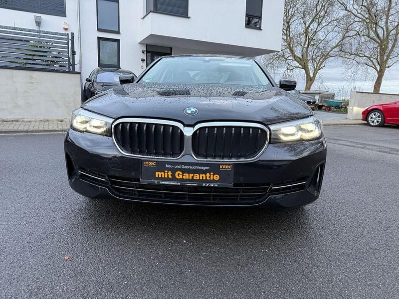 Gebraucht BMW 520 Performance 190 PS (139 kW) 2021 Schwarz Limousine